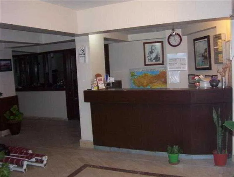 Ekin Hotel Kusadası 2*,