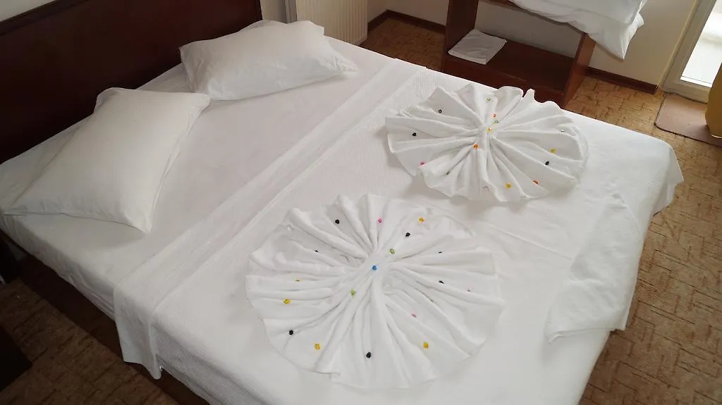 Ekin Hotel Kusadası